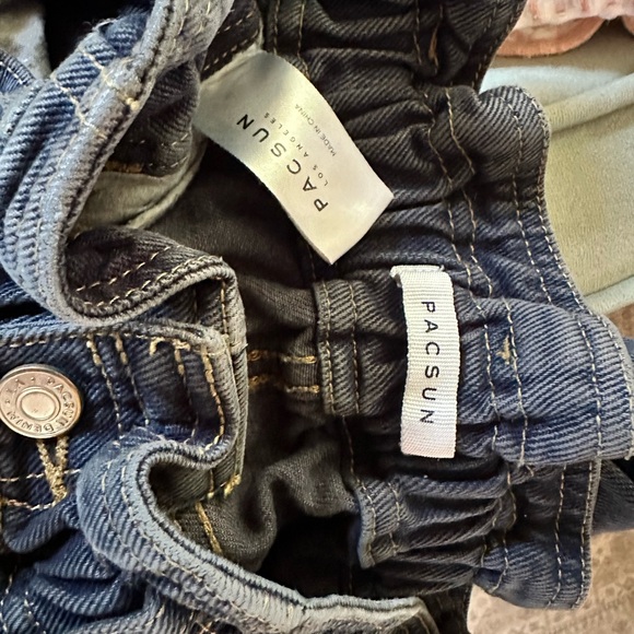 Pacsun Seabreak Paperbag Waist Mom Jeans, size M - Picture 2 of 6